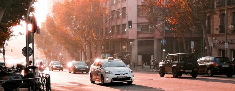 hayffield-l-KtqxB5VRujw-unsplash